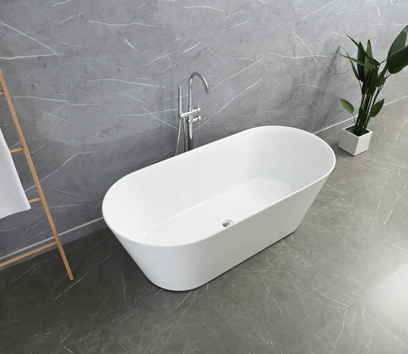 Freestanding Gloss White Bathtub